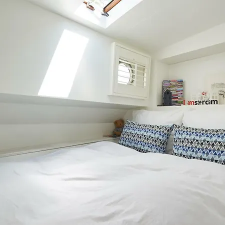 Luxurious 110m² 3br Houseboat In Centre! Hotel en barco *