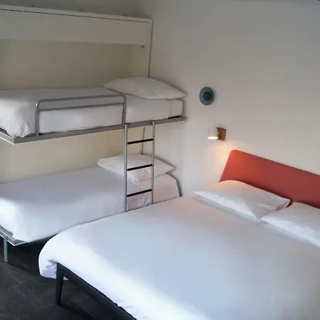 Room With A Few Bed & Breakfast Amsterdam