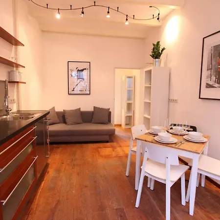 Appartamento Kerkstraat With Private Garden *