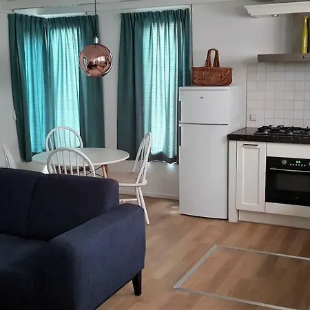Houseboat Piano Forte * אמסטרדם