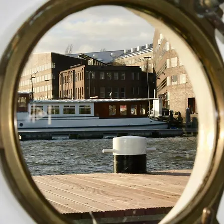 Sailor Coaster Mado Bådhotel Amsterdam