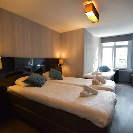 Hermitage Hotel 2*