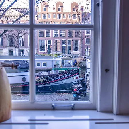 Apartment Canal Amsterdam