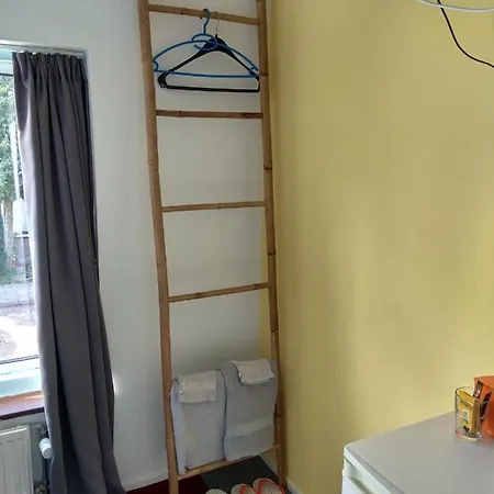 Holy Dove Bed & Breakfast Amsterdam