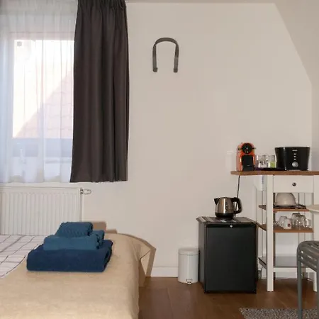 Kuwadro Jordaan Bed & Breakfast 2*