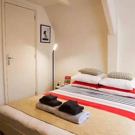 Bed & Breakfast Kuwadro Jordaan 2*
