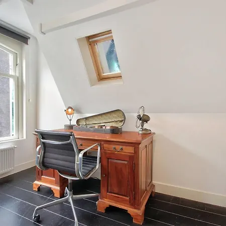2 Bedroom Center Terrace Апартаменты *