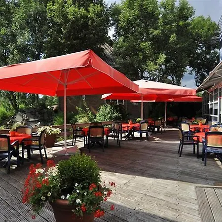 Hotel Gr8 Riverside 3*