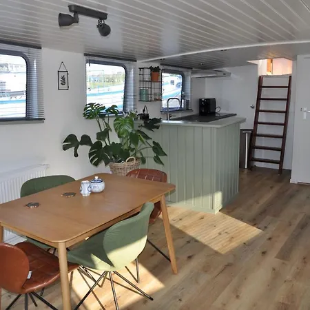 Private On Houseboat Privatunterkunft *