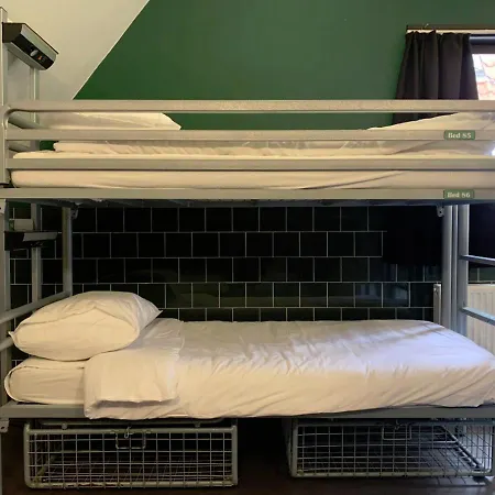 Hostel Durty Nelly's *