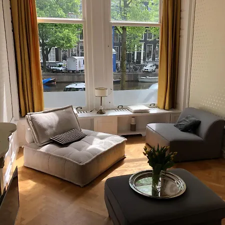 The Monumental Canal House Anna Apartment