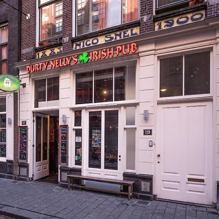 Durty Nelly's Hostel